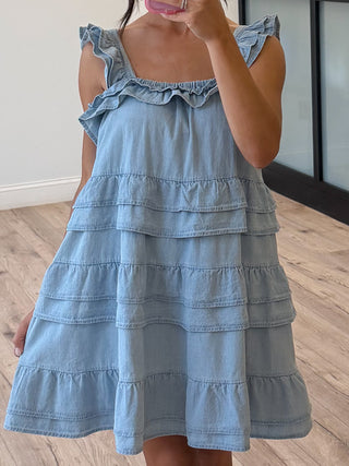 Harper Ruffle Tiered Denim Dress | Light Wash