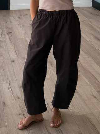 Sprint Theory Active Barrel Pants | Coffee | RESTOCK