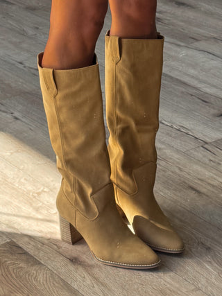 Eastwick Mid-Knee Boot | Camel | FINAL SALE