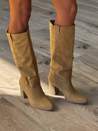 Eastwick Mid-Knee Boot | Camel | FINAL SALE