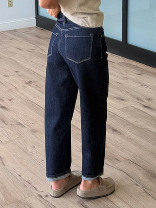 Montclair Slim Barrel Jeans