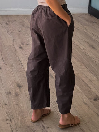 Sprint Theory Active Barrel Pants | Coffee | RESTOCK